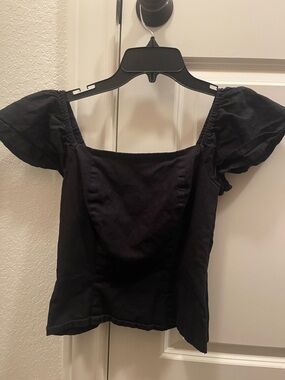 Gianni Bini Black Square Neck Puff Sleeve Top